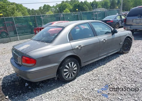 2002 Hyundai Sonata Gls z USA, uszkodzony, nr VIN KMHWF25H72A684427